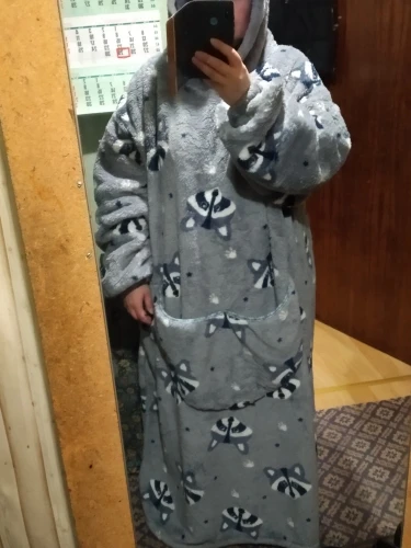 customer review photo for blanket hoodie